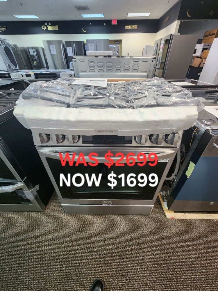 6.3 Cu. Ft. 30 In Smart Probake Slide In Dual Fuel Range With Gas Stove