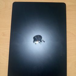 13-inch MacBook Air with M2 chip - Midnight