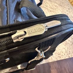 Sherpa® Original Deluxe Large Pet Carrier by Sherpa