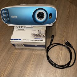 benQ TK800M 4K Projector w/ Mounting Gear and Cable