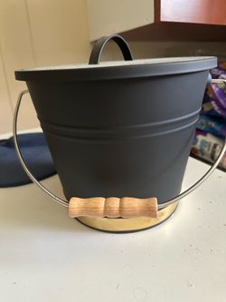 Small Metal Bucket with Lid