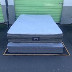 Queen Size Bed And Metal Frame