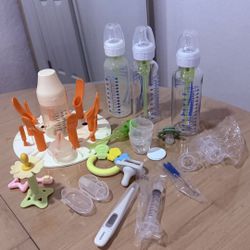 **NEW** Dr Brown Narrow 8oz Glass Bottles & Plastic Bottle Teething Toys Thermo Extra Nipples Etc