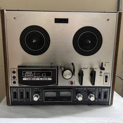 Akai 4000 Reel to Reel Tape Deck Recorder - 160$ cash 