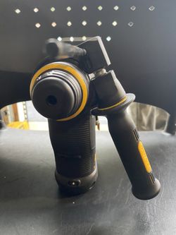 DEWALT 20-Volt MAX XR Lithium-Ion Cordless 1 in. SDS-Plus Brushless L-Shape Concrete & Masonry Rotary Hammer (Tool-Only)