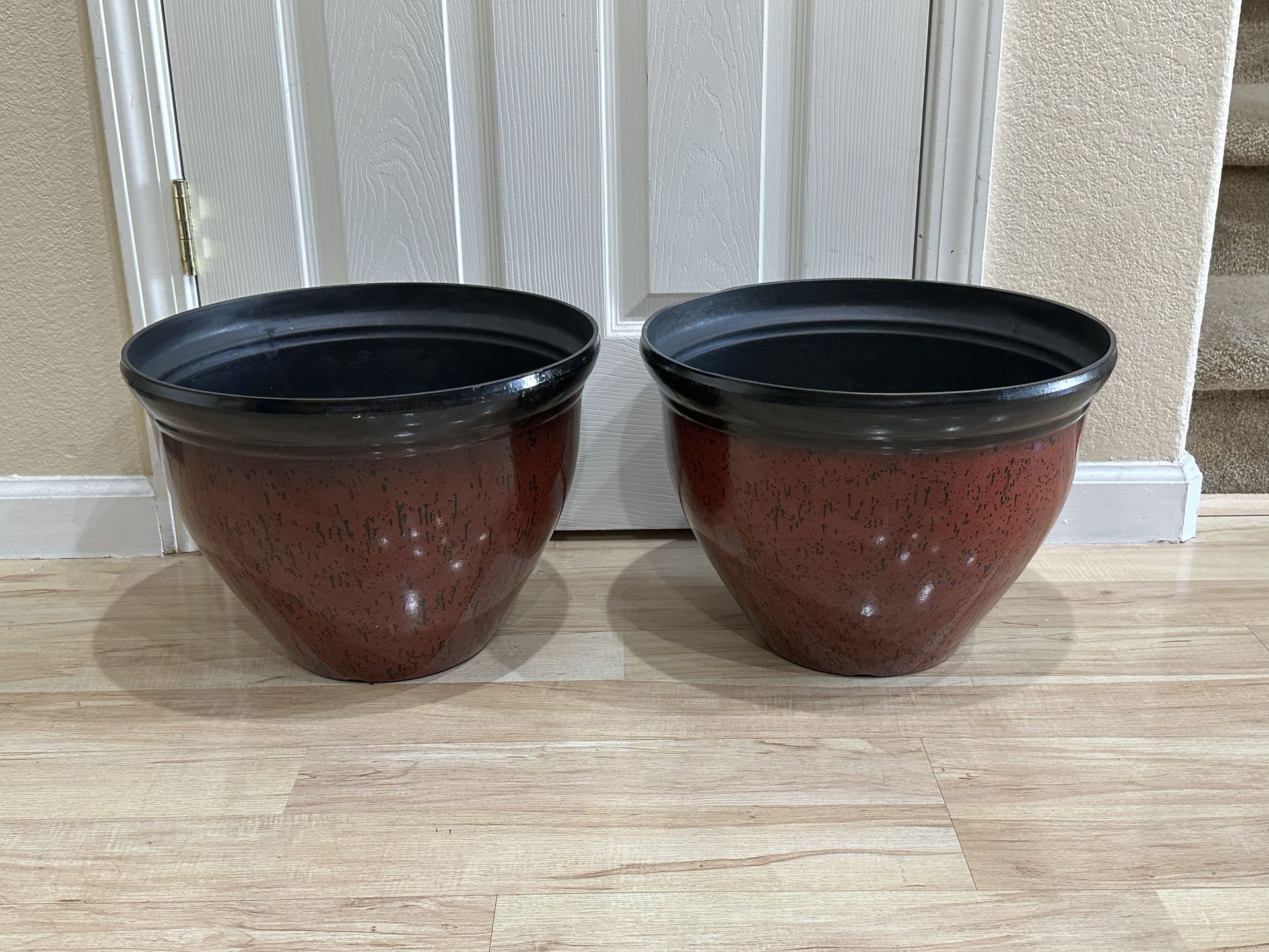 New Set of 2 XL Faux Ceramic Planters 16” Planter Flower Pot Black & Red