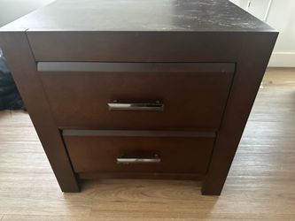 Dresser stand