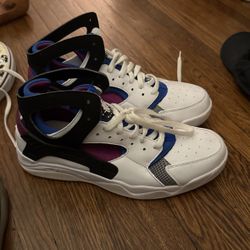Nike Huarache 10.5 