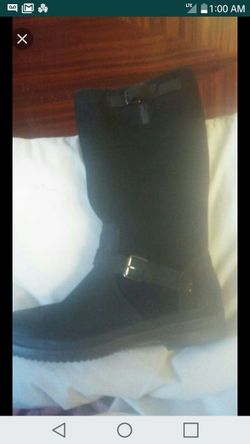 Brand new ugg boots size 8