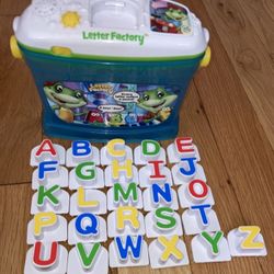 Leap Frog Letter Factory Electronic Learning Bucket
