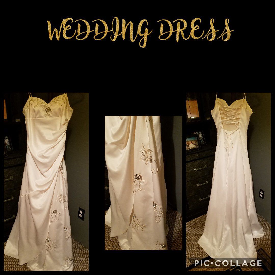 LIKE NEW Silk ivory colored beaded wedding gown