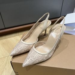 Women's Dior Summer Shoes (with shoe box)