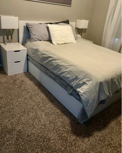 Bedroom set