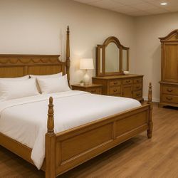 6- Piece Solid Wood King Bedroom Set