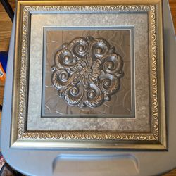 Filigree Photo With Frame
