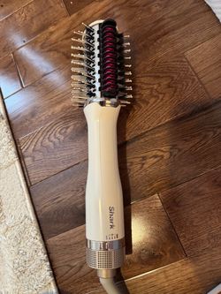 Shark SmoothStyle Heated Brush & Blow Dryer Brush