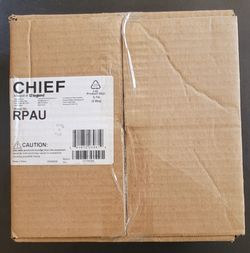 Chief RPAU projector mount new in box