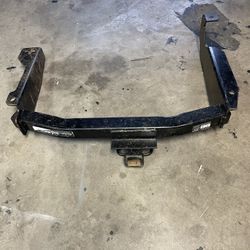 Draw-Tite 75081 hitch for 1998–2003 Dodge Durango