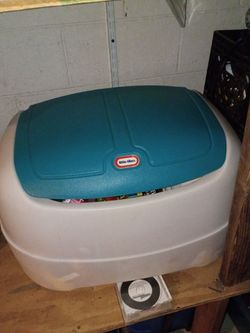 Little tikes toy box