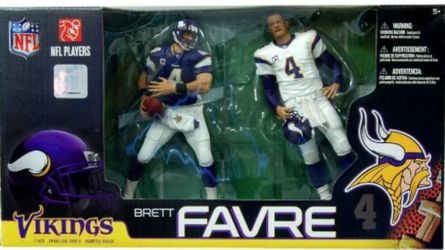 2001 Upper Deck Game Gear Brett Farve for Sale in Clinton Township, MI -  OfferUp