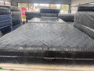 KING SIZE SIMMONS BEAUTYREST BLACK SERIES 1 (EXTRA-FIRM) MATTRESS & BOX SPRINGS BED SET