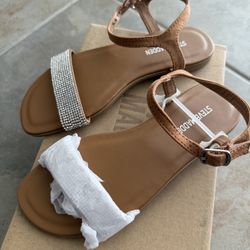 New, In box, Kids Tan Sparkly Sandals