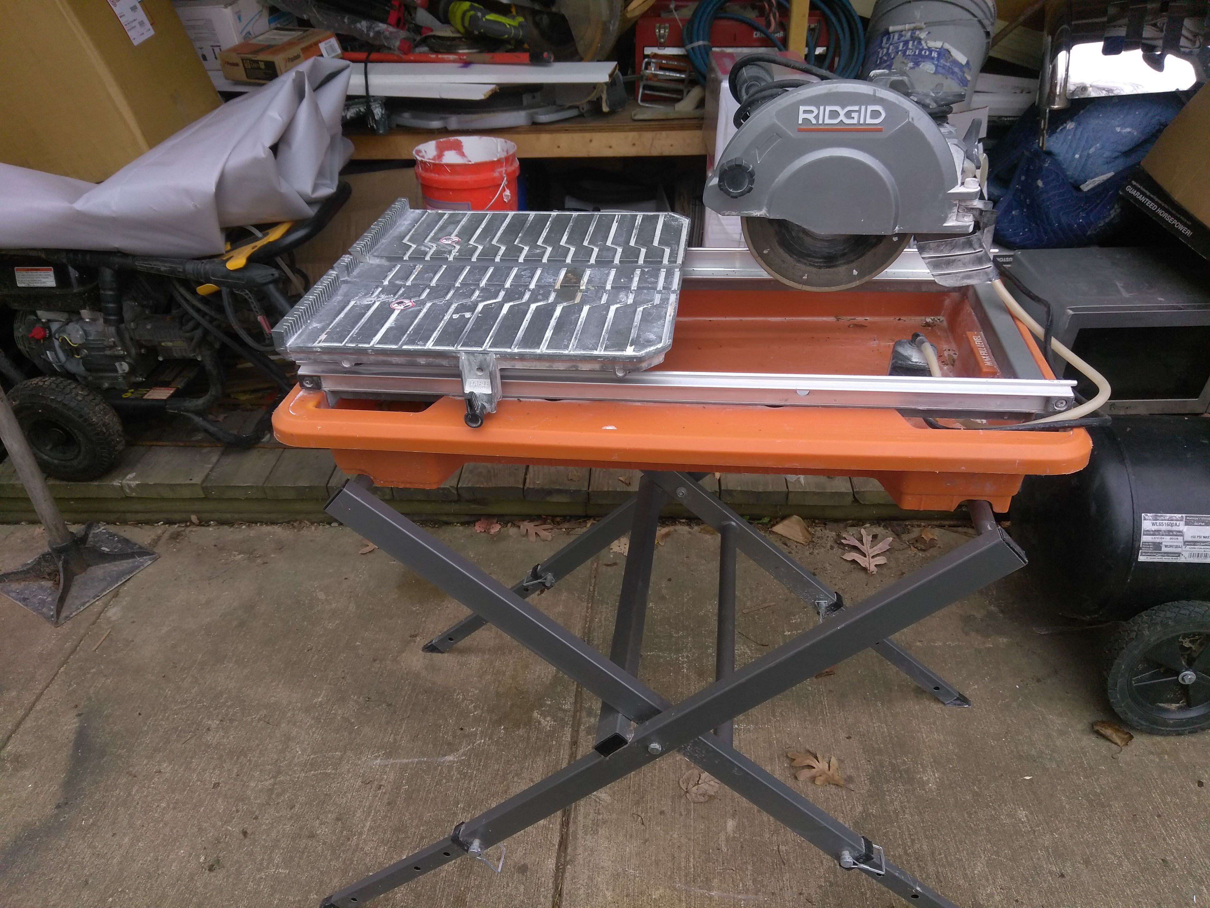 Ridgid tile saw in perfect condition price is firm