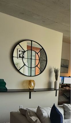 Pottery Barn round mirror