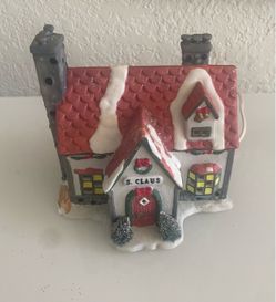 Vintage Light-up Ceramic/Porcelain Christmas Village House