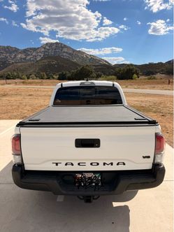 Roll up bed cover for Tacoma 5ft bed