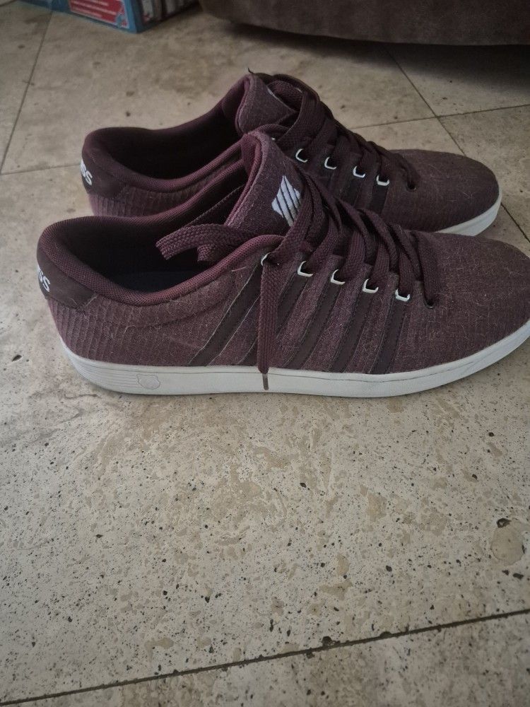 K SWISS