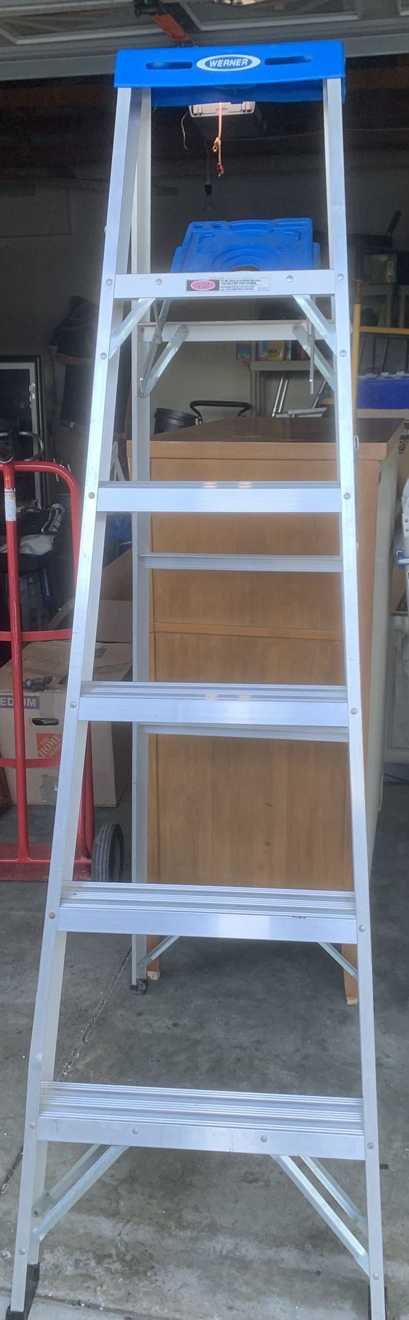 WERNER 6 feet ALUMINIUM LADDER 250 Lbs