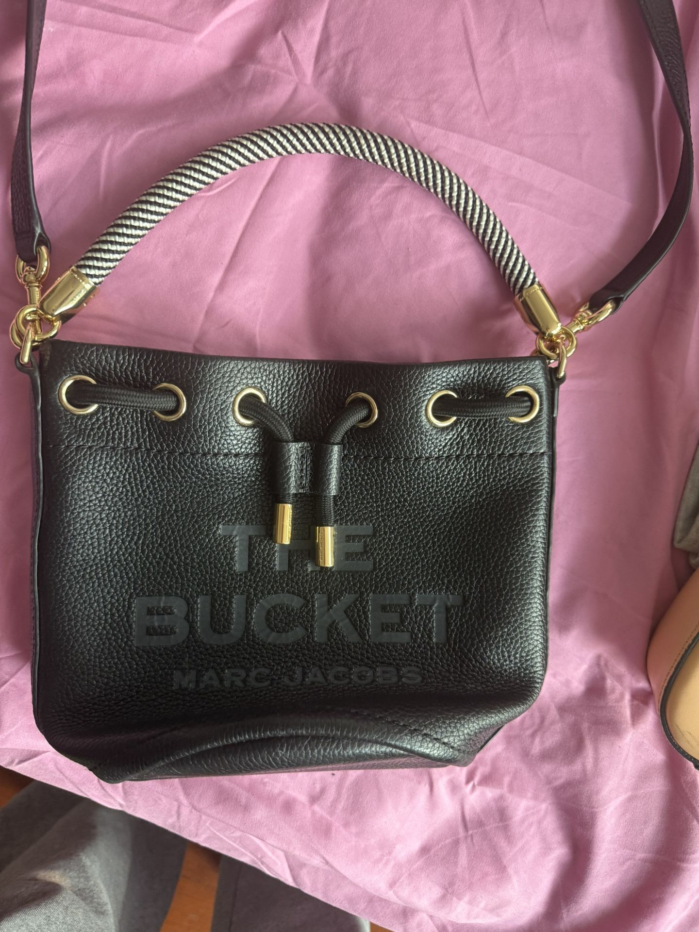 Marc Jacobs Bucket Bag 