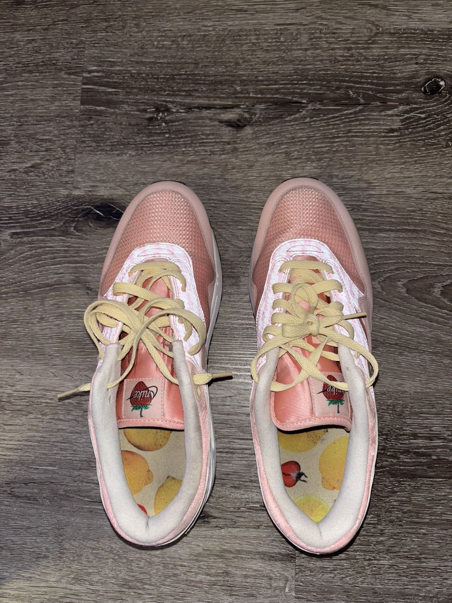 Pink Lemonade Nike Air max