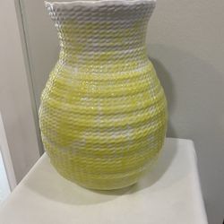 Cheerful Anthropologie 11.25” Hand Painted Yellow and White Fern Stoneware Vase 5.5” D