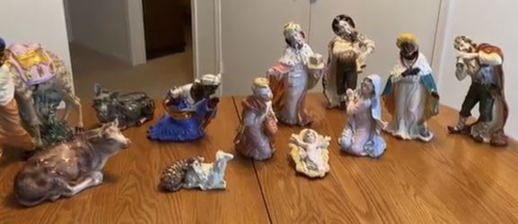 12 Piece Original Nativity Set From Italy