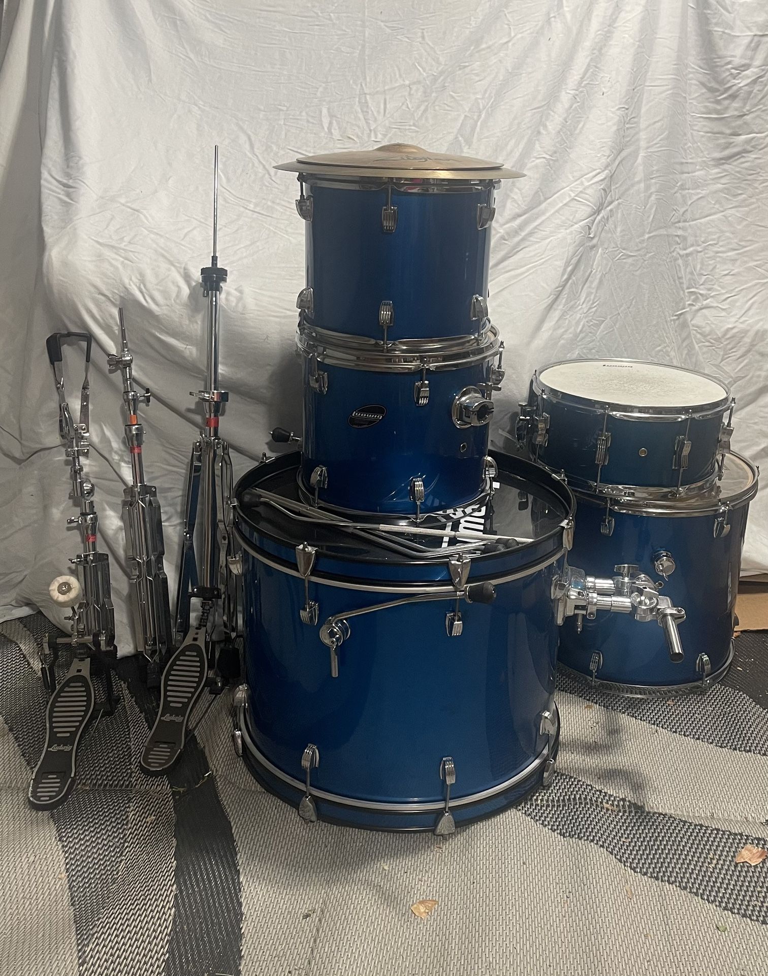 5 Piece Ludwig Drum Set