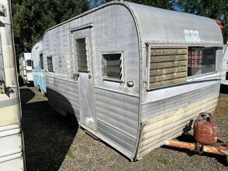 1  Travel Trailer In Exchange for Off Street Private Property Parking Lot