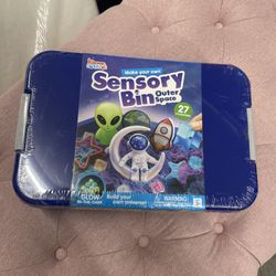 Klever Kits Sensory Bin, Outer Space Themed with Glow-in-The-Dark Alien Figure, Play Sand Toy Gifts for Boys Girls Age 3+