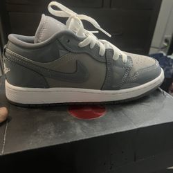 Air Jordan 1 se