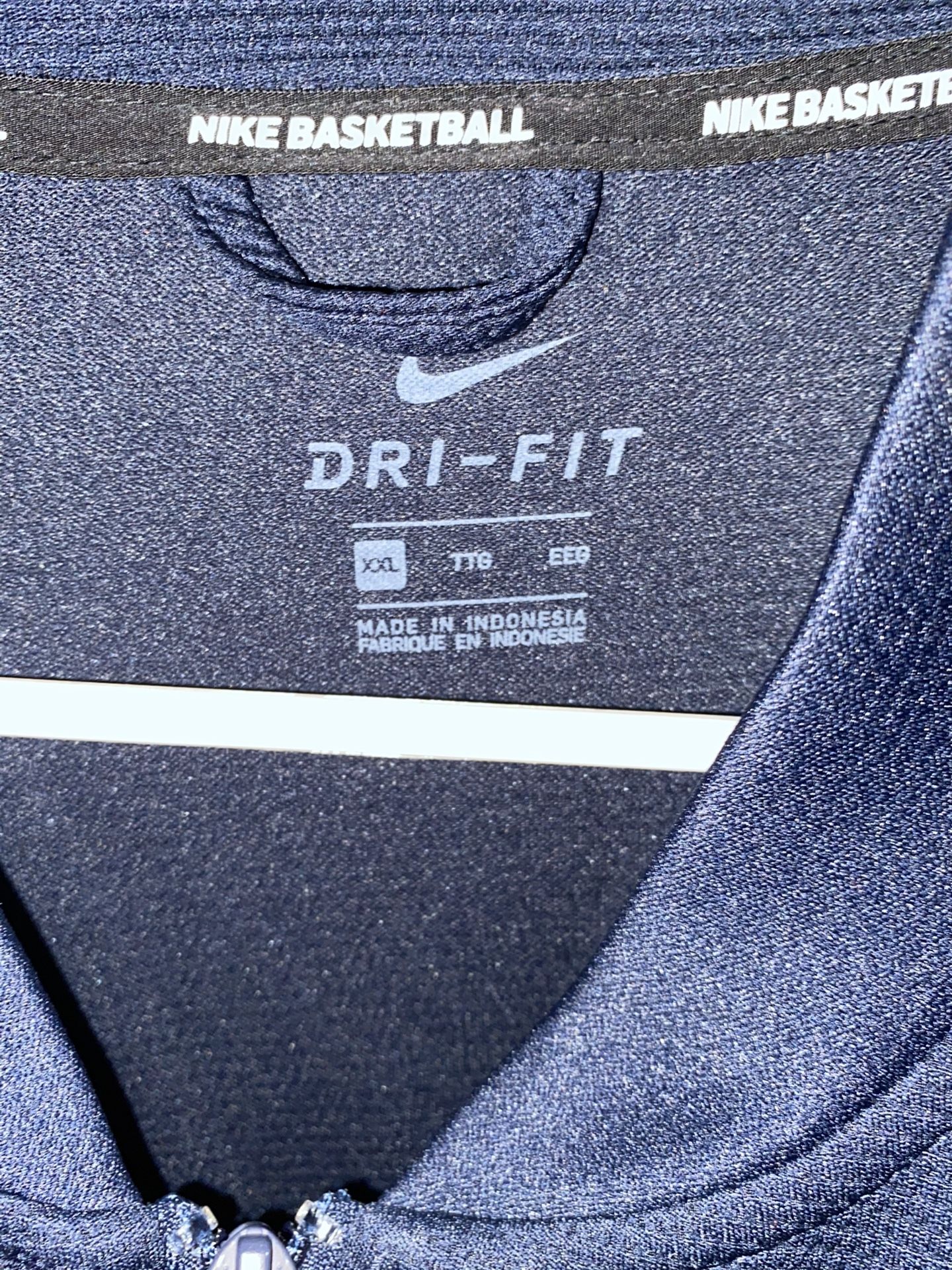 Nike dri-fit jacket