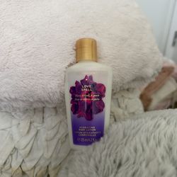 Discontinued Victoria’s secret Lotion