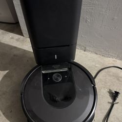 Vacuum - robot roomba i7