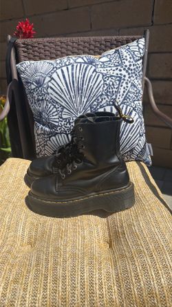 Doc Martens JADON BOOT SMOOTH LEATHER PLATFORMS US M Size 5