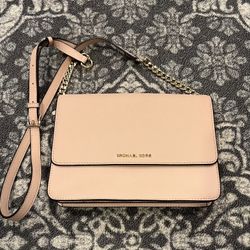 Michael Kors Crossbody Bag – Light Pink (Saffiano Leather)