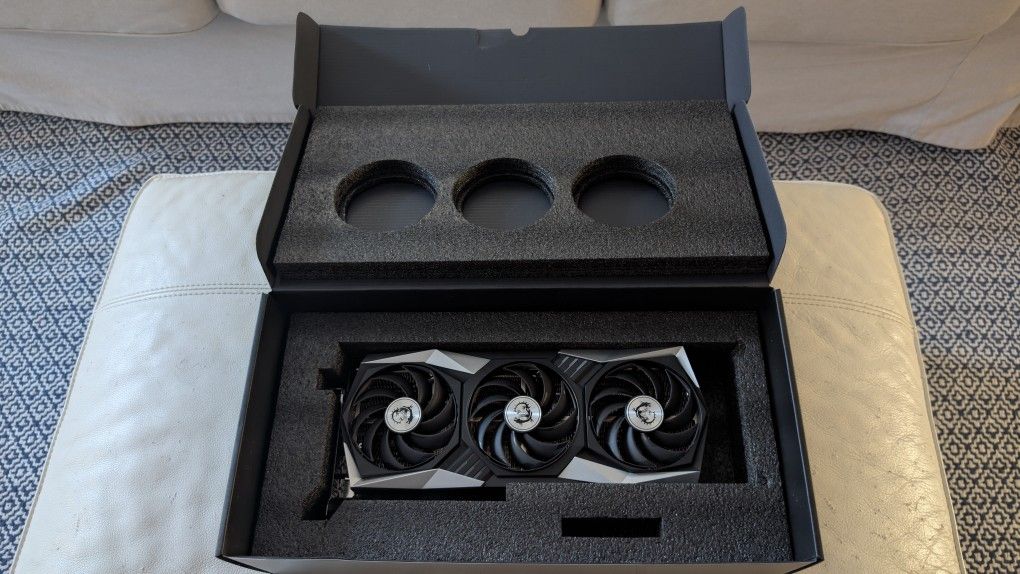 AMD Radeon 6800 GPU 16 GB VRAM