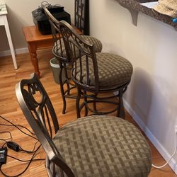 3 Solid Barstools