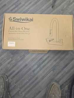 Kitchen faucet