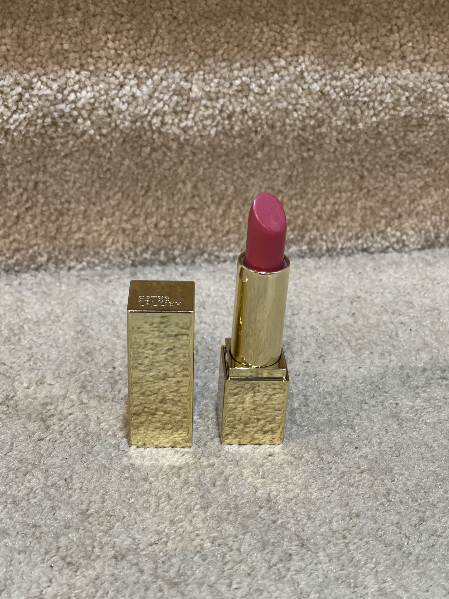 Estée Lauder limited edition lipstick