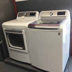 New Scratch And Dent LG Washer And Dryer Set. 1 year Warranty 
